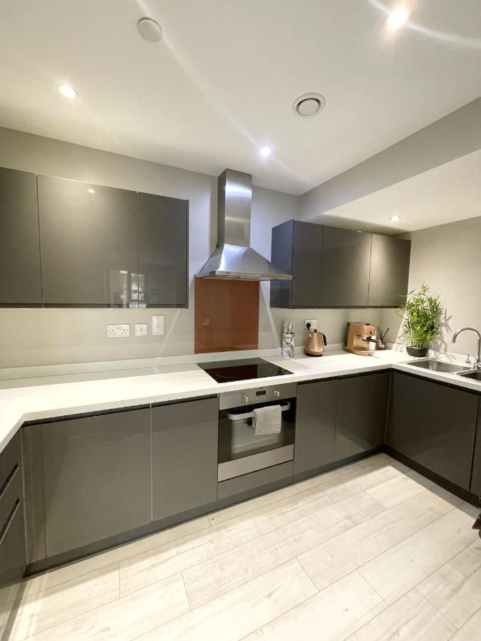 Modern Beach Apartment Southend-on-Sea Exterior foto
